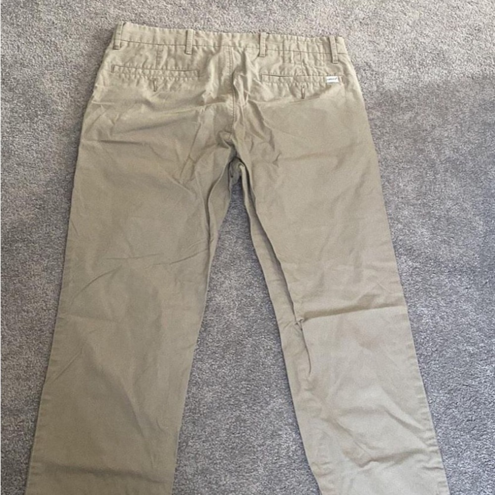 Men’s Levi Khaki Pants